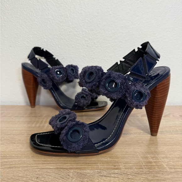 Tory Burch Freya Eyelet Slingback Navy Patent Leather heel Sandal Sz 9 NEW! - Picture 6 of 8